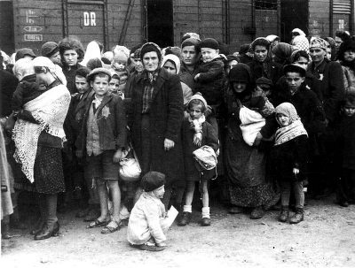 bundesarchiv_auschwitz